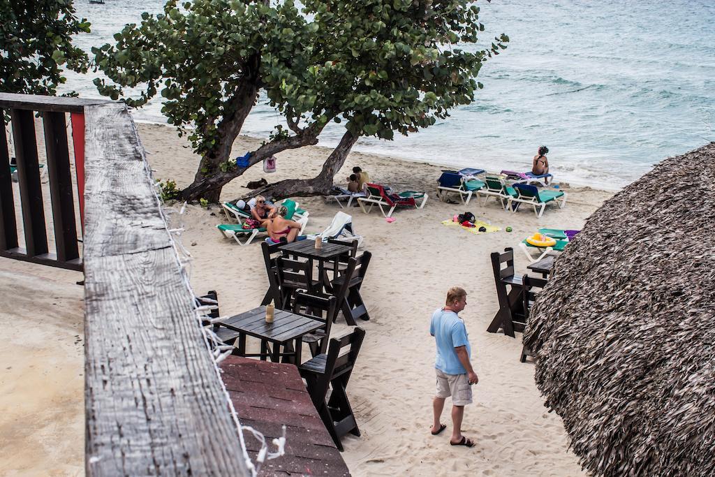 Отель Bourbon Beach Jamaica Негрил Экстерьер фото