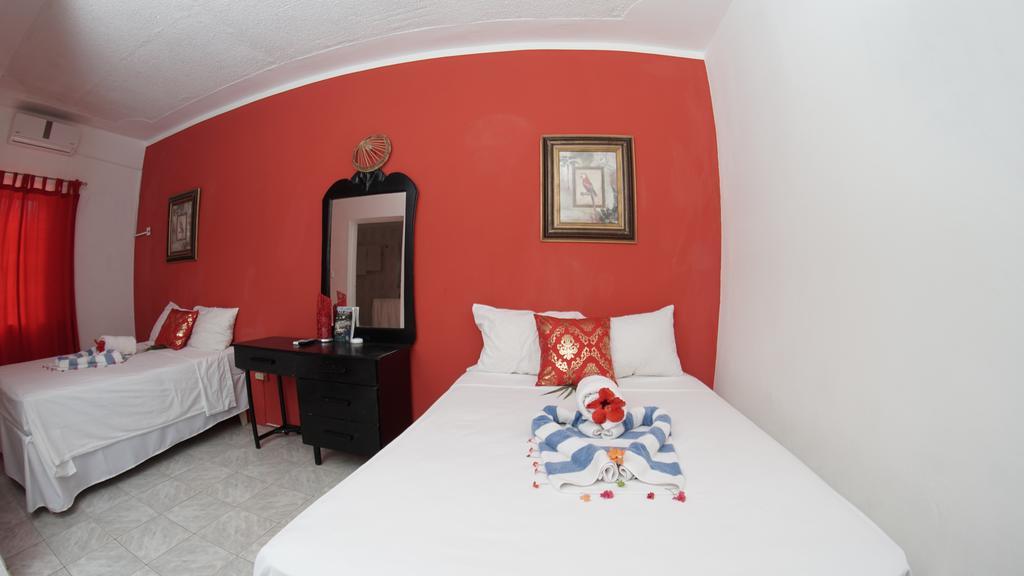Отель Bourbon Beach Jamaica Негрил Экстерьер фото