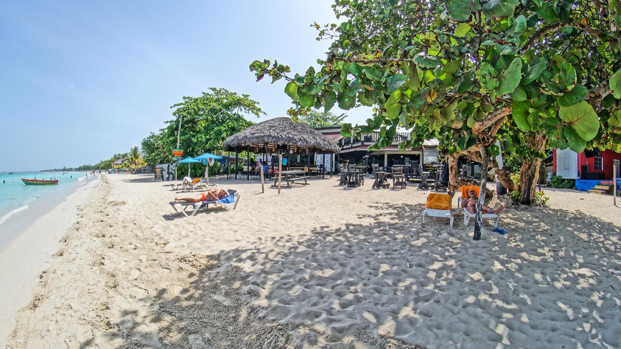 Отель Bourbon Beach Jamaica Негрил Экстерьер фото