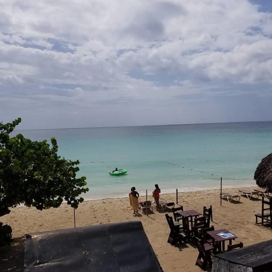 Отель Bourbon Beach Jamaica Негрил Экстерьер фото